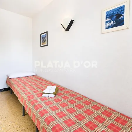 Versalles 43 * L'Hospitalet de l'Infant